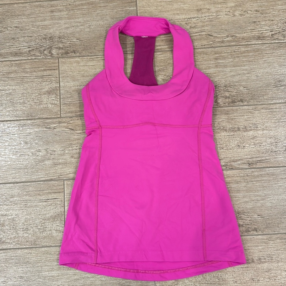 Lululemon Women’s Athletic Top
